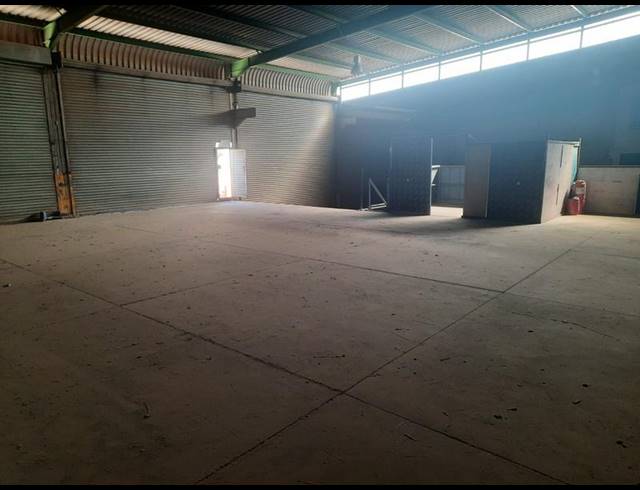 INDUSTRIAL FOR SALE IN WALTLOO